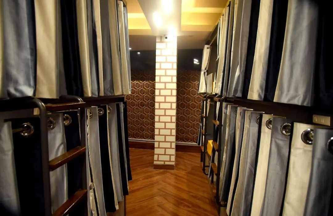 Charyana Hotel Ac Dormitory-1